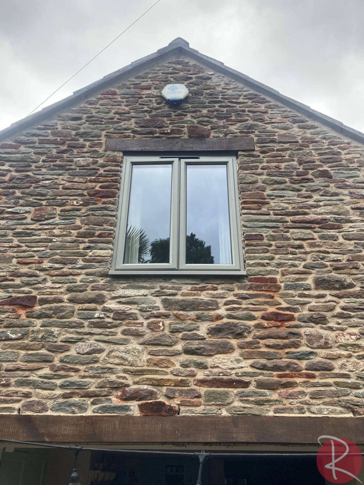 Aluminium windows externally glazed