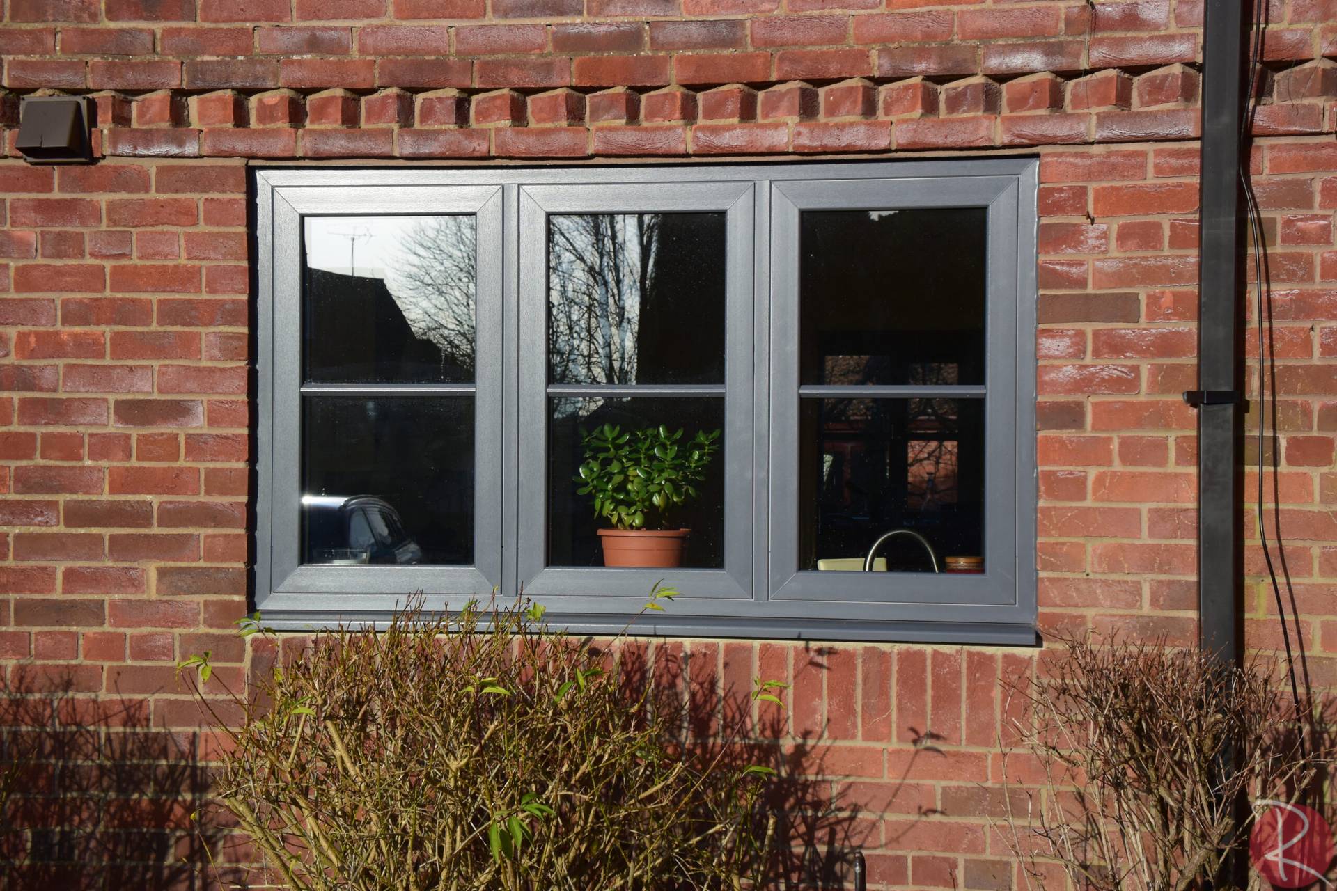 Flush sash PVCu windows