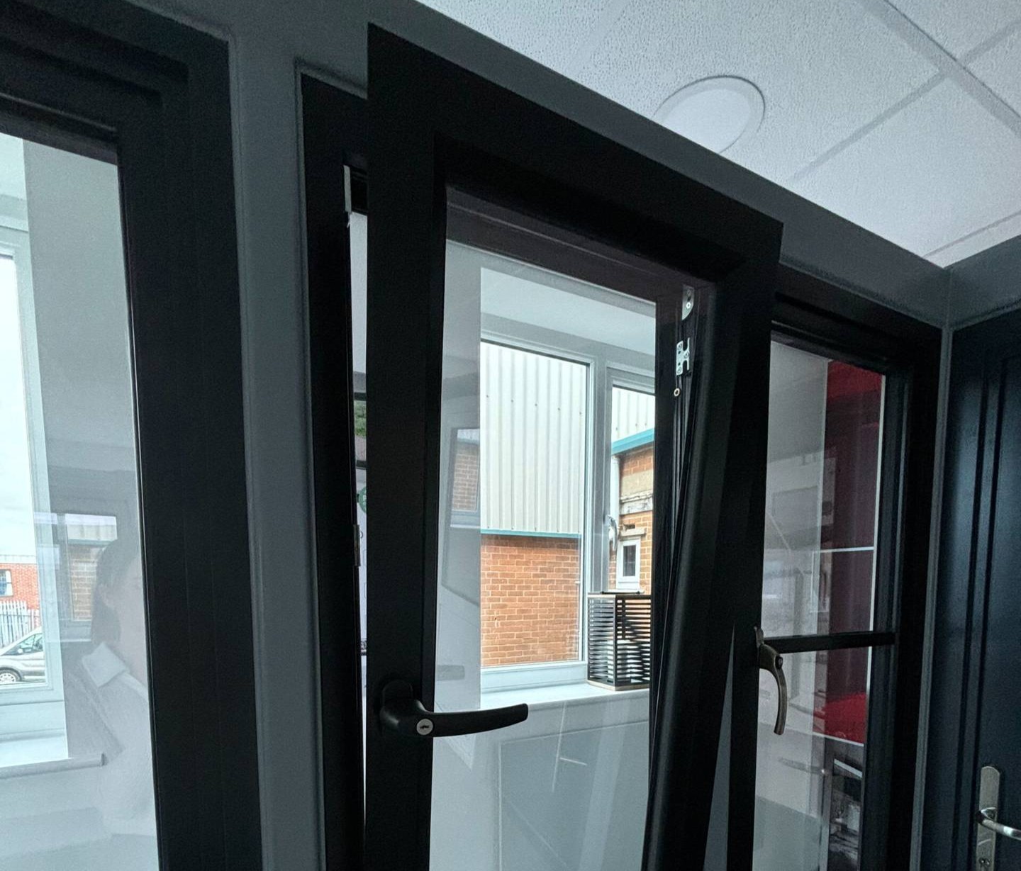 aluminium tilt